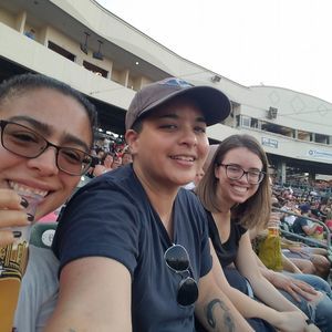 Meet your Posher, Leigh